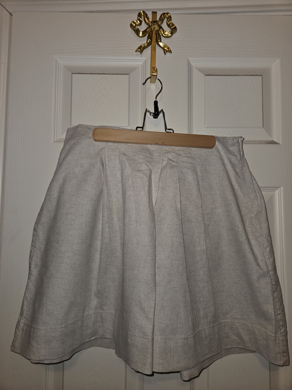 Banana Republic Cream Pleated Linen Blend Skort